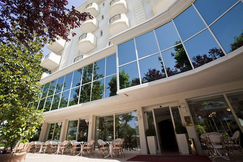 Hotel Michelangelo Bellaria-Igea Marina Exteriör bild