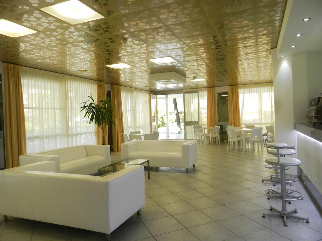 Hotel Michelangelo Bellaria-Igea Marina Exteriör bild