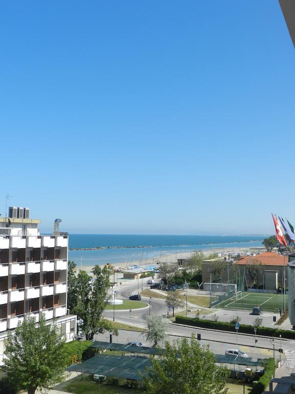 Hotel Michelangelo Bellaria-Igea Marina Exteriör bild