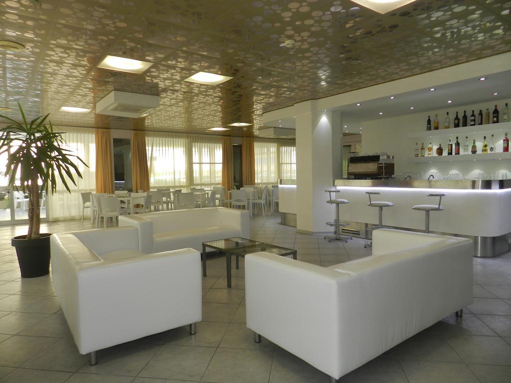 Hotel Michelangelo Bellaria-Igea Marina Exteriör bild